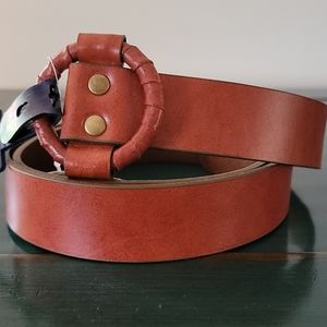 GAP/NEW/LEATHER BELT